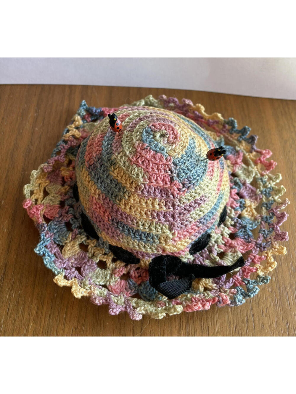 Crochet Hat Sewing Pin Cushion With Two Lady Bug Pins Vintage